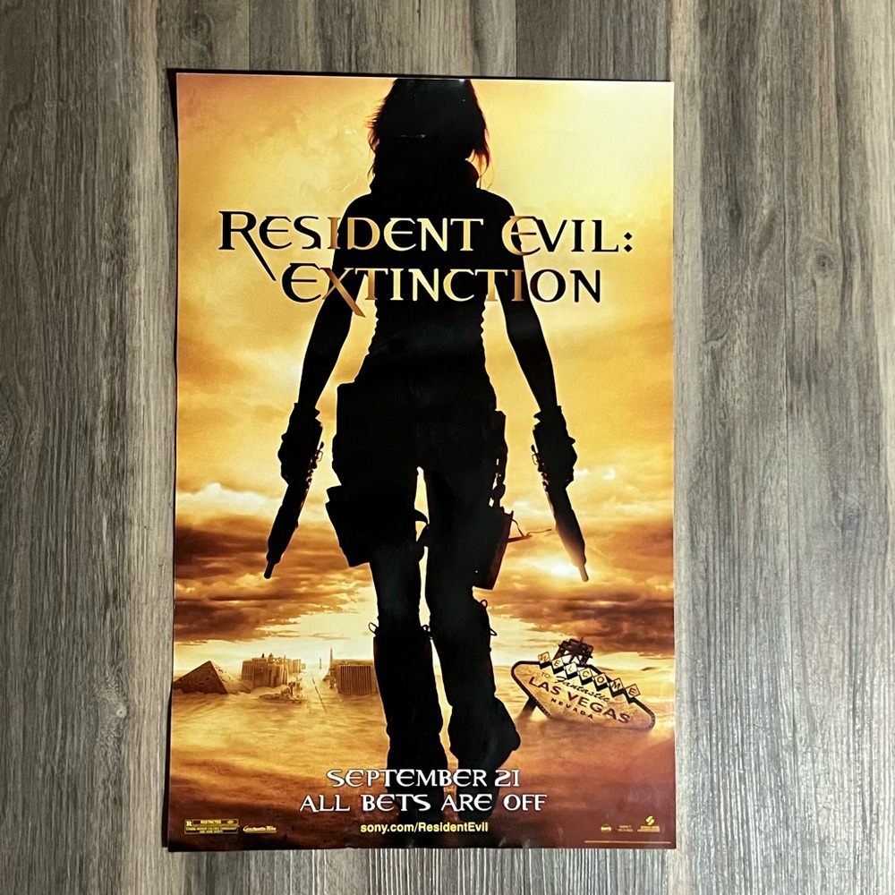 Resident Evil Extinction: Original Promo Movie Poster 11x17 Rare